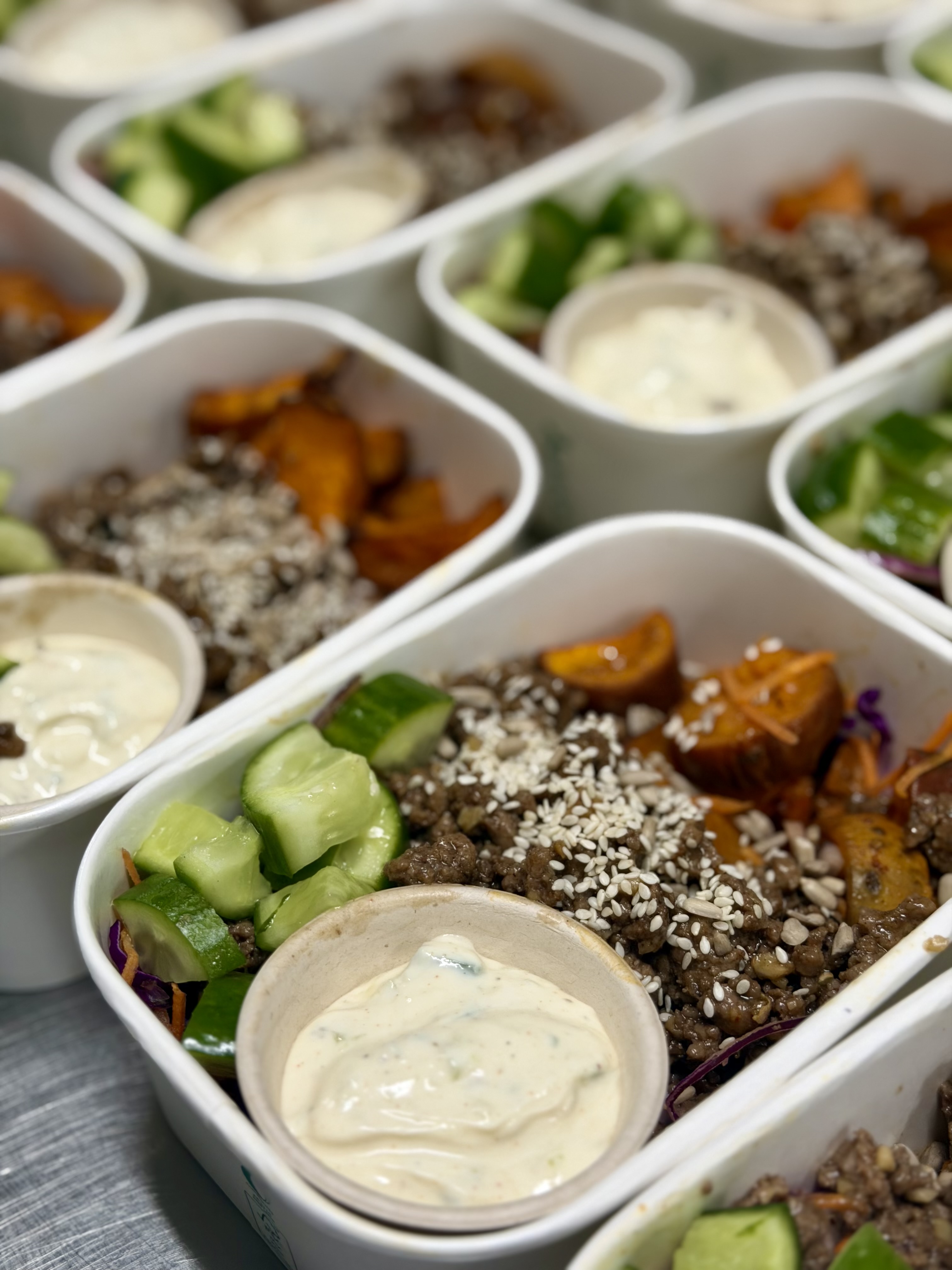 STICKY BEEF BOWL
